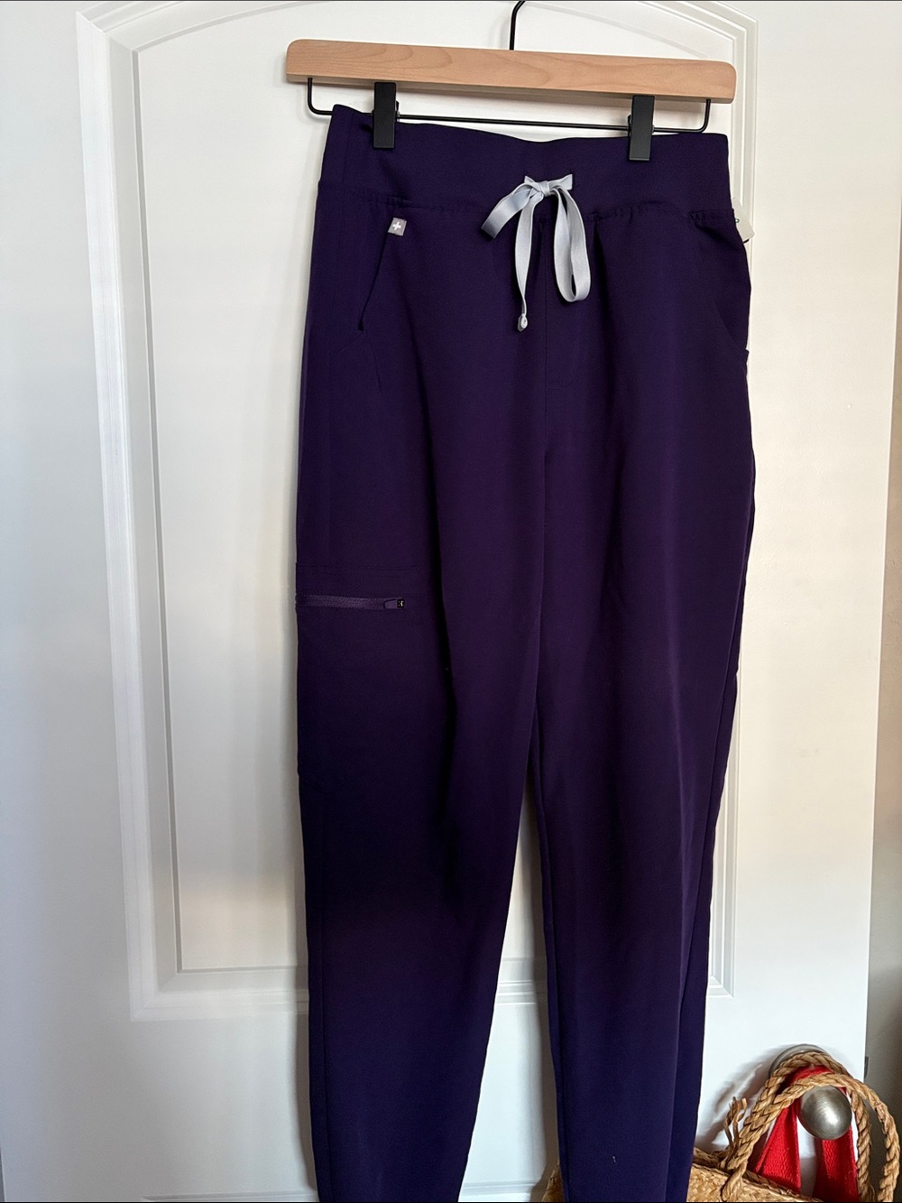 Figs Zamora Jogger Scrub Pant Purple Jam Small